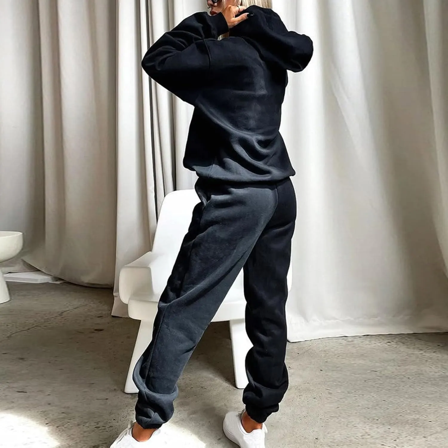 Lastesso Women Sweatsuits Sets Ultra-Soft Solid Sweatsuits Jogger Travel Track Suit Trendy Life Going Out Loungewear 2 Piece