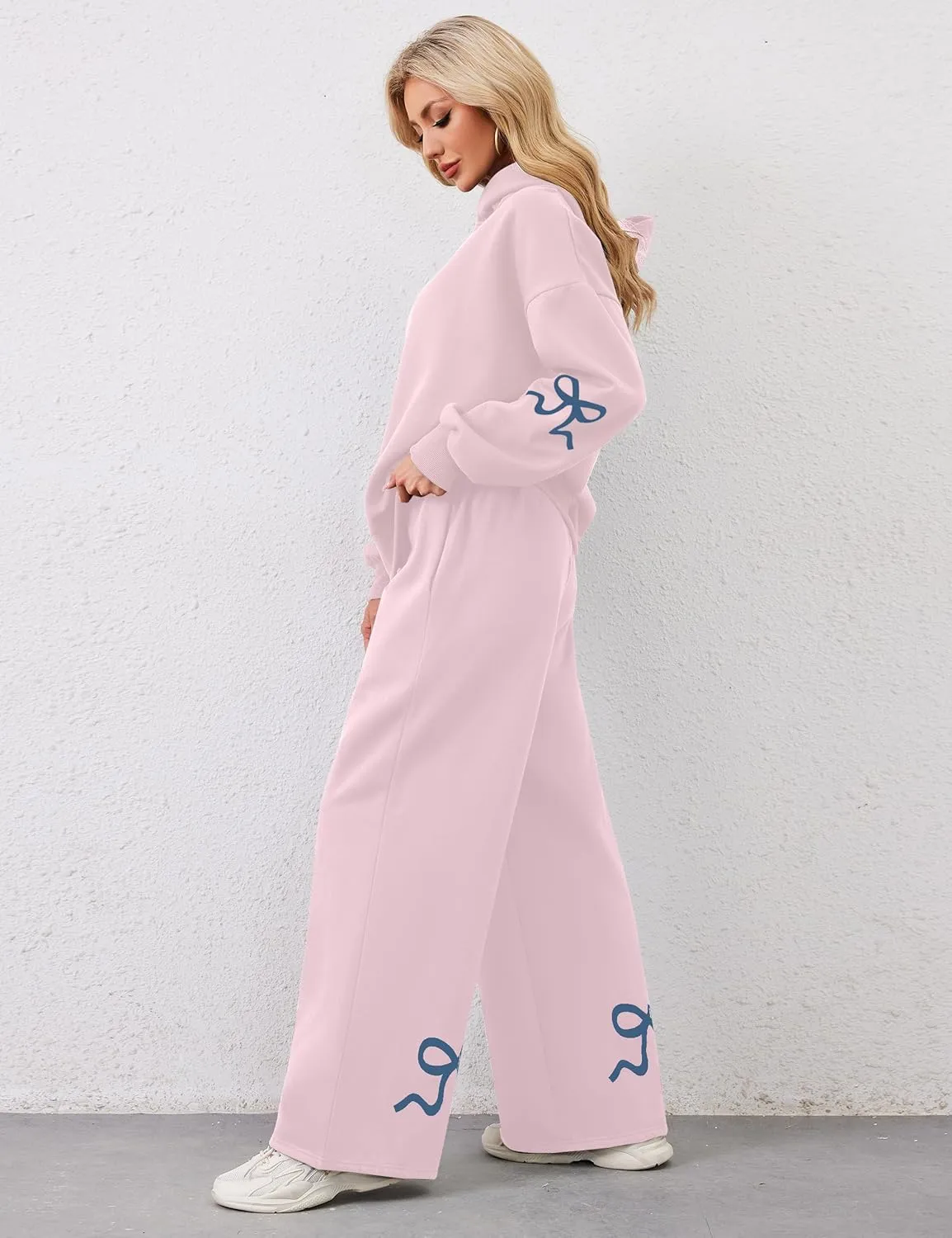 OLAPTA Women 2 Piece Outfits Bow Print Long Sleeve Hoodies Sets Graphic Sweatshirts Baggy Wide Leg Sweatpants Fall Sweatsuits