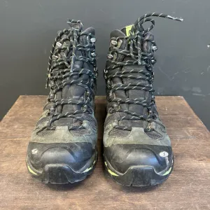 Salomon - Women's Quest 4D GTX - MSRP $280: Black-women-W6.5
