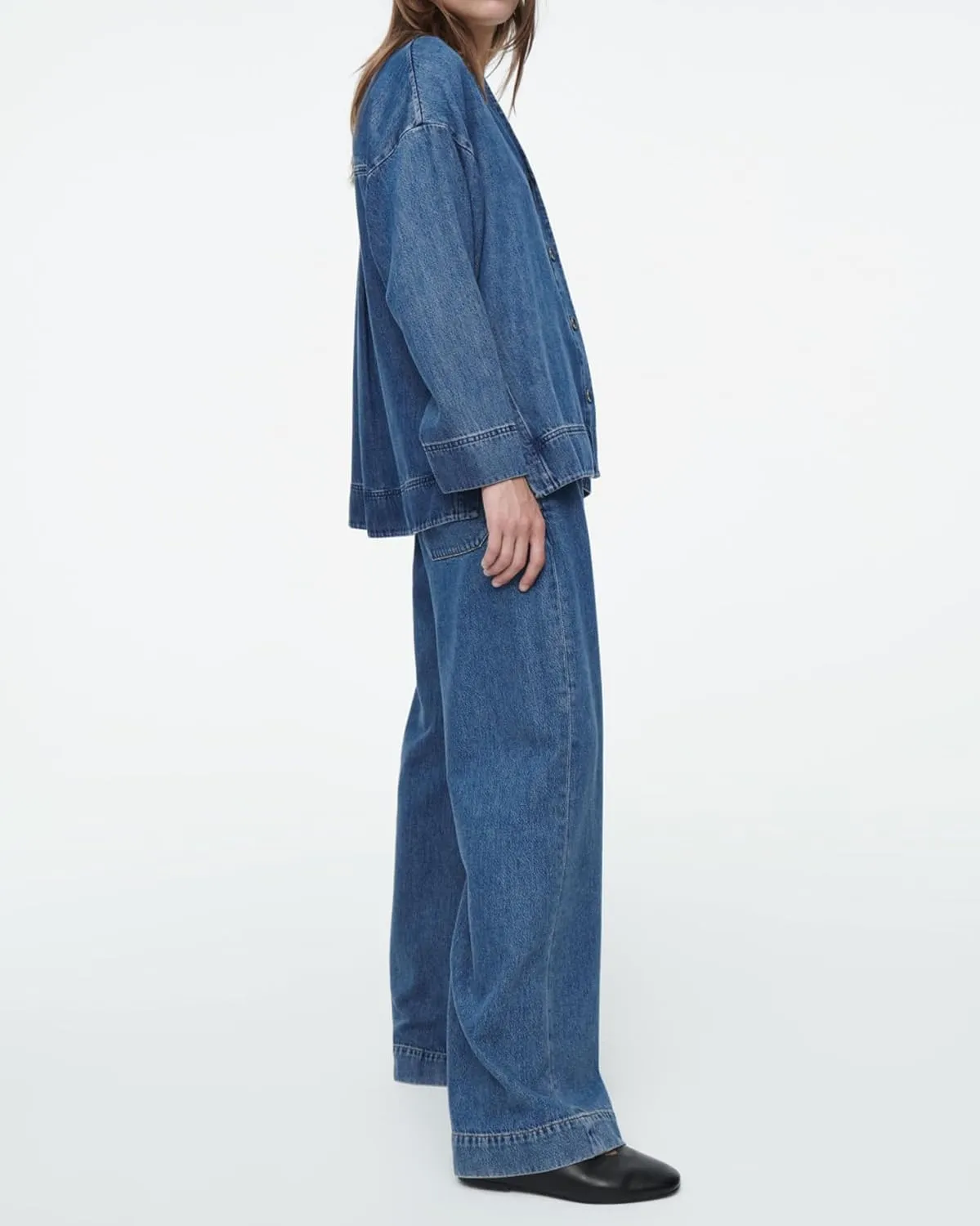Women's V Neck Button Down Casual Jean Jacket Boyfriend Oversized Long Sleeve Split Denim Jacket